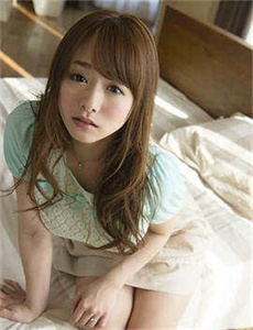 上线破外小女孩的视频-《活着就是恶心》